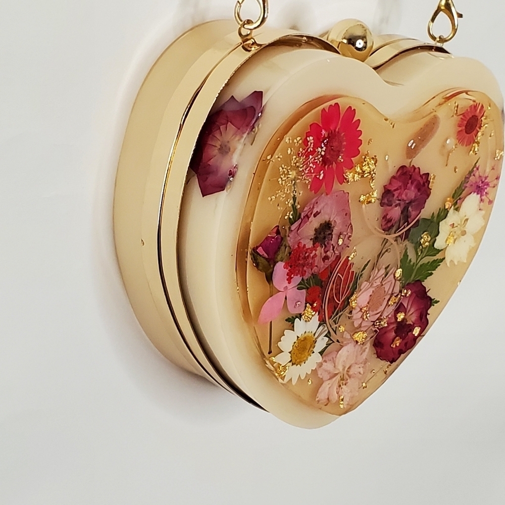 Heart Shaped Pressed Flower Resin Purse Chain Strap Wearable Art Clutch Bella - Picture 4 of 16